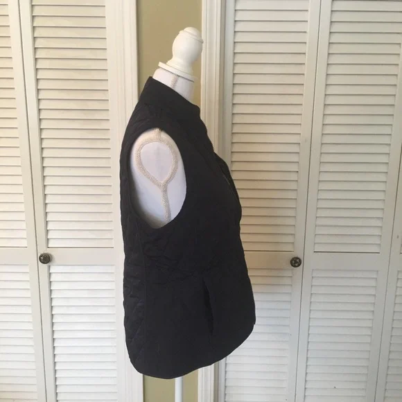 Talbots Reversible Navy and Floral Lightweight Quilted Vest Size S - Picture 6 of 8